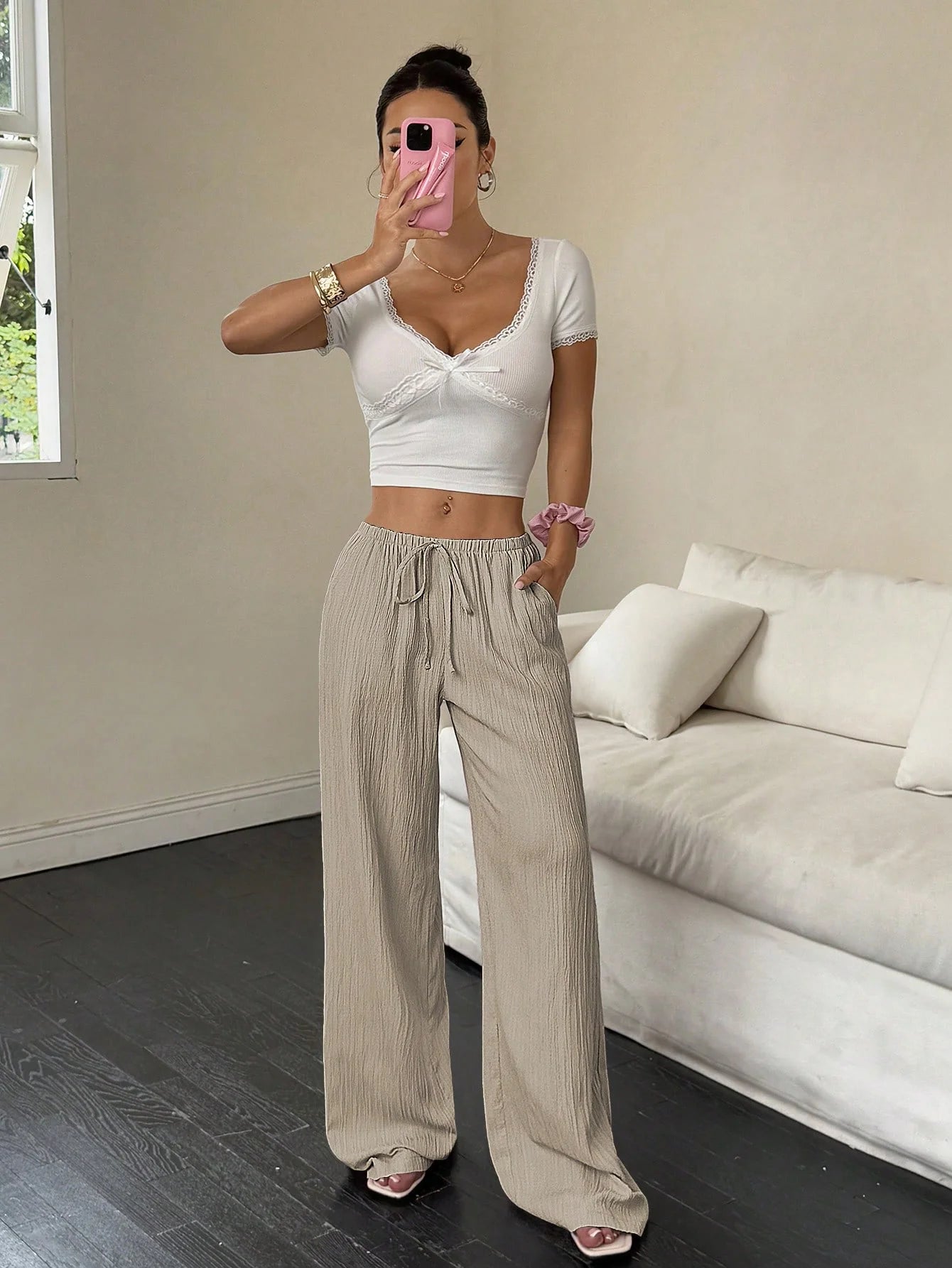 Outfit Look UrbanElite Straight-Leg Pants
