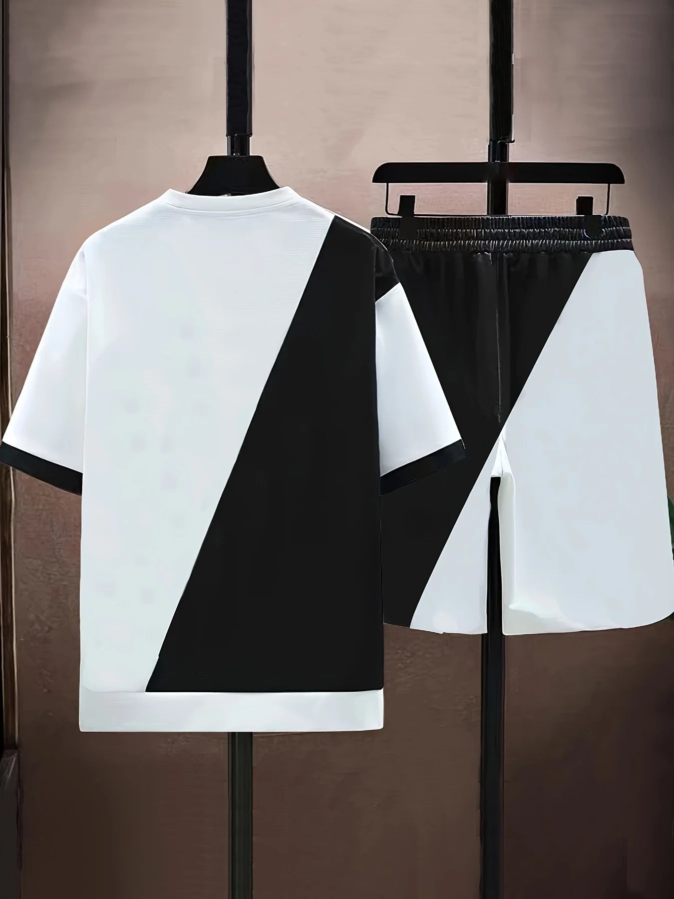 Outfit Look – Summer 3D Letter Set
